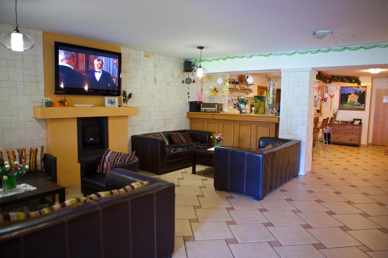 Apartmán&štúdio Tyrkys Spiežovec Donovaly Exterior foto